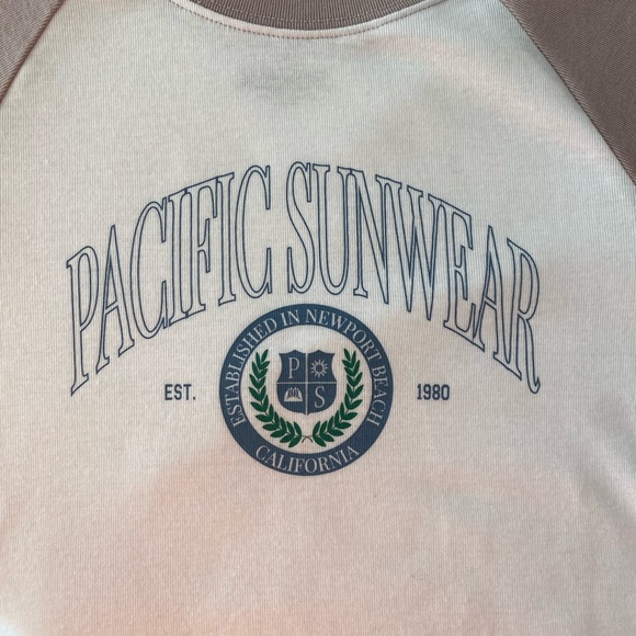 Pacsun cropped graphic baseball tee - Picture 2 of 6